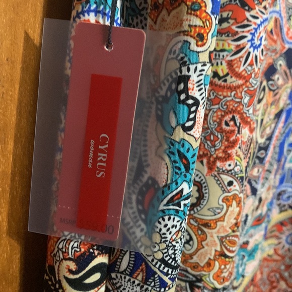 CYRUS- Short Sleeve / Criss Cross in Back Brightly Colored & Patterns Shirt - Picture 7 of 10